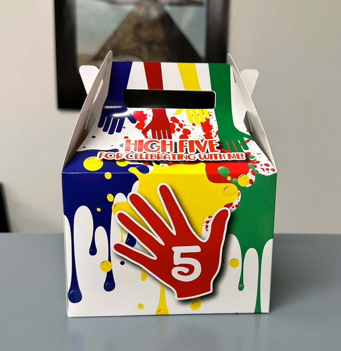 Caja Para Regalos High 5, Salpicaduras de pintura, 5to cumpleaños, Colorido, Fiesta de cumpleaños