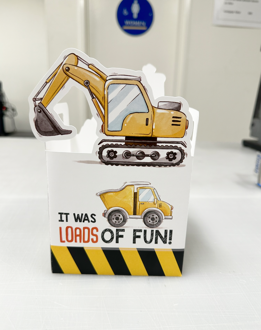 Construction, Loads of fun, Under Construction, Truck, Dump Truck Party Favor Box